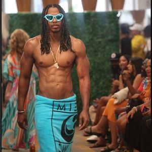 Mieuxswim.com, a small & exclusive 
luxury brand, a new aesthetic to swimwear.